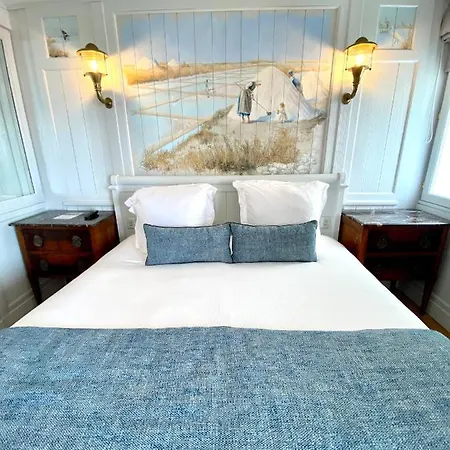 Hr Hotel-restaurant & Marin