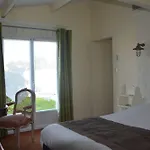 Hr Hotel-restaurant & Marin 拉弗洛特