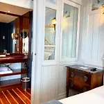 Otel Hr Hotel-restaurant & Marin 5*