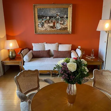 Hr Hotel-restaurant & Marin Отель 5*