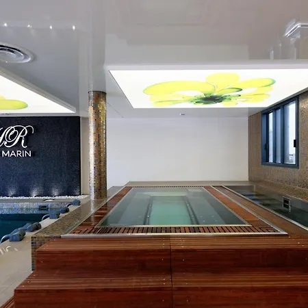 Hr Hotel-restaurant & Marin Отель