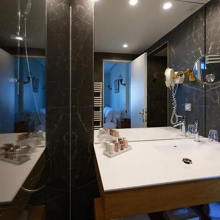 Hr Hotel-restaurant & Spa Marin 酒店