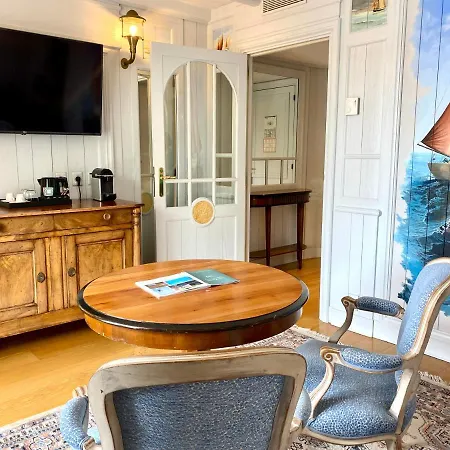 Hr Hotel-restaurant & Marin 5* La Flotte