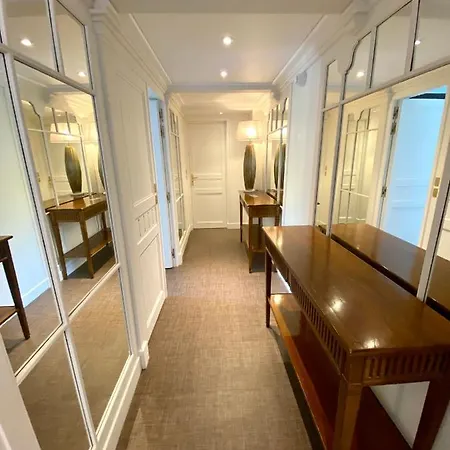 Hr Hotel-restaurant & Spa Marin