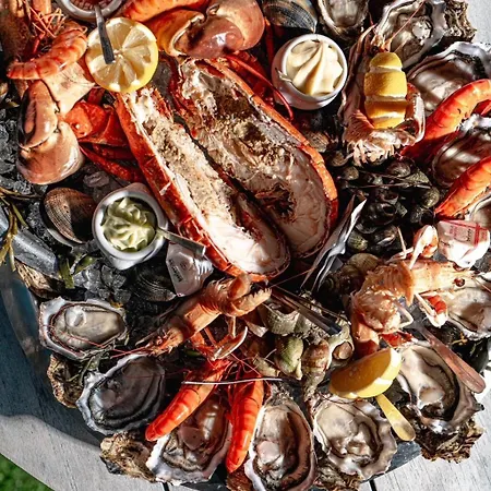 Hr Hotel-restaurant & Marin Hotel La Flotte
