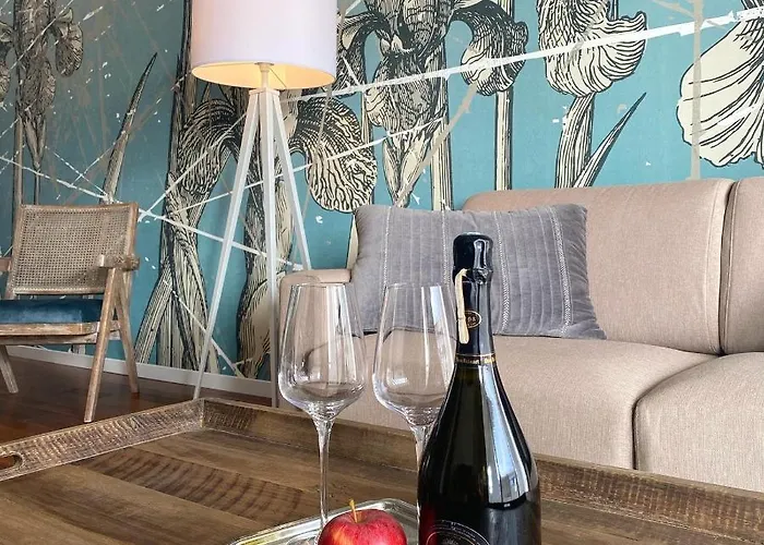 Hr Hotel-restaurant & Marin مدينة لا فلوت