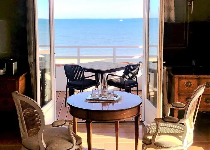 Hr Hotel-restaurant & Marin مدينة لا فلوت