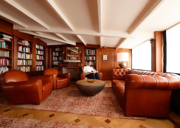 Hr Hotel-restaurant & Marin فندق مدينة لا فلوت