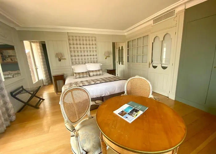 فندق Hr Hotel-restaurant & Marin