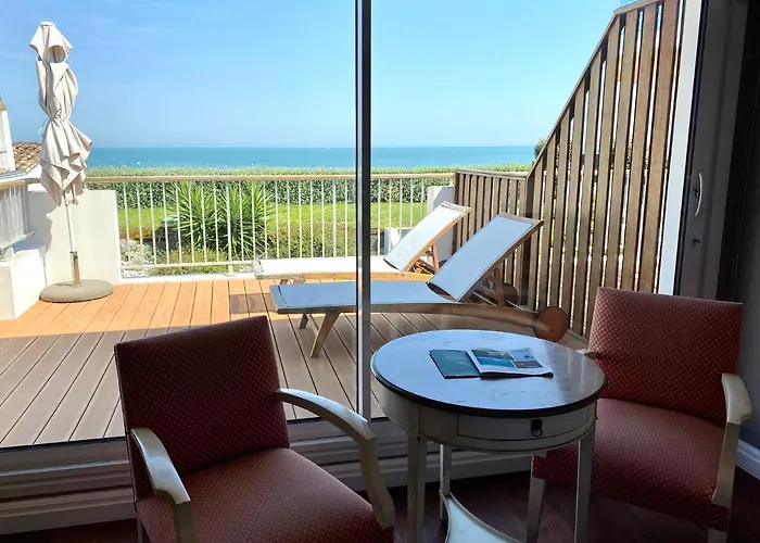 Hr Hotel-restaurant & Marin فندق