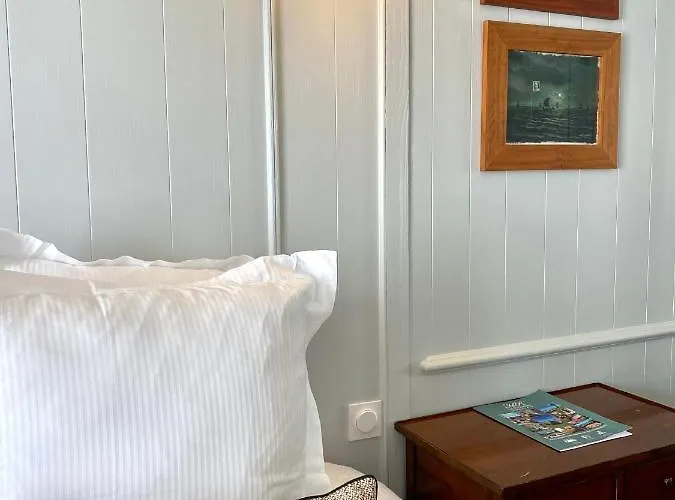 Hr Hotel-restaurant & Marin فندق