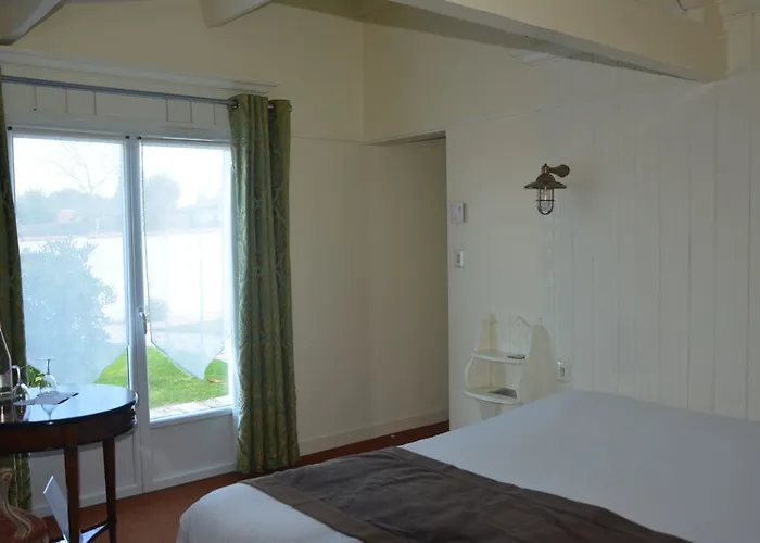 فندق Hr Hotel-restaurant & Marin مدينة لا فلوت